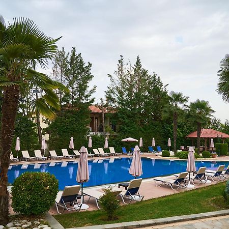 Famissi Suites 1 Kalabáka Exterior foto