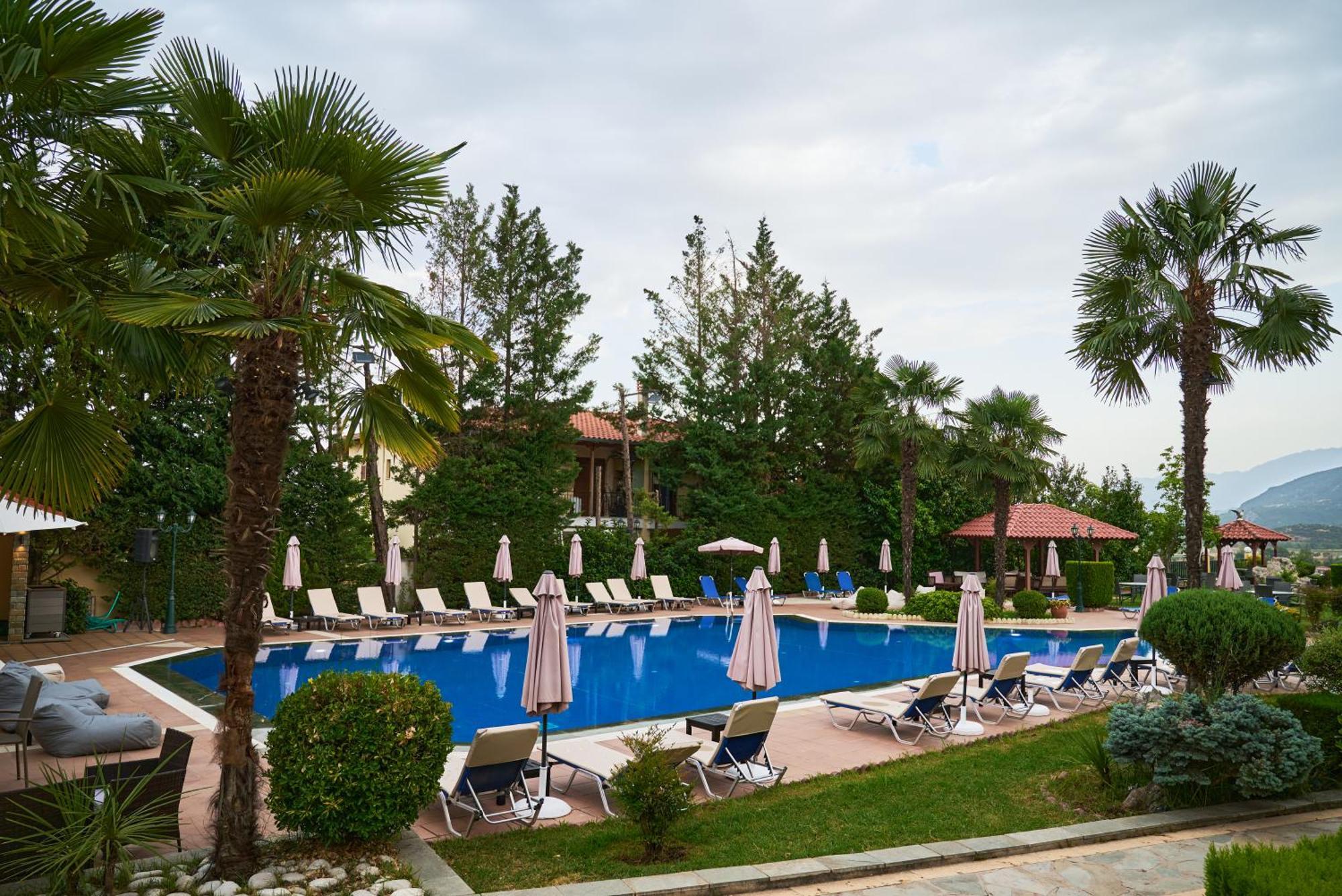 Famissi Suites 1 Kalabáka Exterior foto